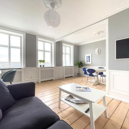 Stylish Classic Danish Design Apartment København Eksteriør bilde