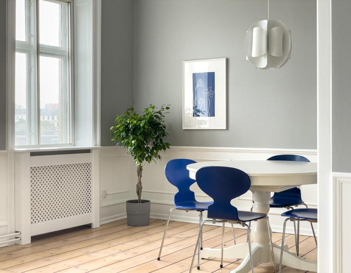 Stylish Classic Danish Design Apartment København Eksteriør bilde